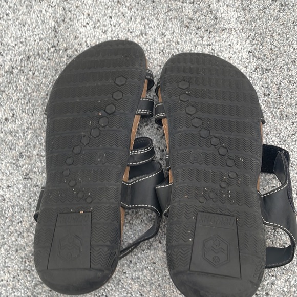 Khombu sandals, black, style: Ava, size: 9 - Picture 7 of 16